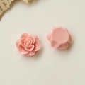 Detaillierte Ansicht rosa Camellia Harzanhänger für DIY-Schmuck und Bastelprojekte - Rosa
