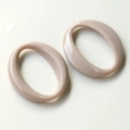 Par de colgantes ovalados de acrílico beige para accesorios de joyería DIY y artesanías - Gris claro