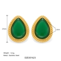 Pendientes de gota bañados en oro 18k con piedra verde esmeralda y textura trenzada - Forma Gota de Agua (Modelo 4)