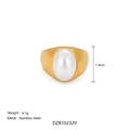 Bague en acier inoxydable doré 18 carats avec une grande perle ovale élégante - US 6 / Style Perle Ovale (DZR102329)