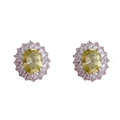 Boucles d'oreilles clous en zircon vert olive ovale avec halo étincelant en argent S925 - Vert Olive Zirconia Oeuf de Pigeon (Plaqué Or)