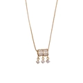 Elegante gouden franje ketting met sprankelende cilinder hanger en kleine ronde kristallen - Goud