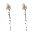 Pendientes largos de borla franceses con pétalos transparentes y perlas blancas - Dorado