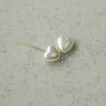 Accessori per gioielli fai-da-te con due perle bianche a cuore su un perno in metallo oro - Cuore Liscio