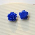 Detail view showing front and back of blue resin rose flower DIY craft accessories - Blue