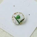 Pendentif rond en résine avec bourgeons verts et feuilles d'or, accessoire bijoux DIY - Pendentif avec Trou / Vert