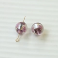 Nahaufnahme der handgefertigten Glasperle mit rosa 3D-Rose und Silberfolie im Detail - 3D Rosen Silberfolien-Lampwork-Perle (95#3)