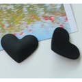 Matte black heart-shaped resin charms for DIY jewelry making and craft accessories - Black Heart