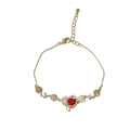Bracelet raffiné en or avec pierre rouge et caractères Fu chinois sur fond blanc - Bracelet Calebasse Noeud Zirconia Rouge