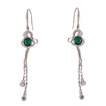 Boucles d'oreilles pendantes argentées avec pierres de zircon vert et chaînes doubles - Gland de Calebasse Entièrement en Strass / Vert