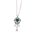 Collier vintage avec pierre de cœur verte, perles blanches et pendentifs pampilles goutte - Collier Gland Strass Cœur Vert