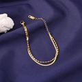 Detail der 18K vergoldeten zweilagigen Schlangenkette und Kugelkette mit Karabiner - Minimalistischer Armbandstil (578) / Gold