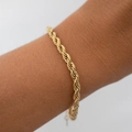 18K vergoldetes Edelstahl-Seilkette-Armband für Damen am Handgelenk im minimalistischen Stil - Seilarmbandstil