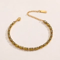 Elegantes Goldarmband mit rechteckigen olivgrünen Zirkonia und verstellbarem Verschluss - Olivgrüner Stil (Style 02)