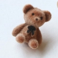 Süßer brauner Teddybär-Anhänger mit schwarzer Schleife für DIY-Schmuckherstellung - Dunkelbraun