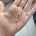 Collana in titanio placcato oro 18K con ciondoli a stella in micro-pavé di zirconi - Stile Goccia Stella Radiosa (8105)