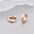 Orecchini a cerchio minimalisti in oro rosa con finitura lucida e chiusura a scatto - Stile Mini / Oro rosa