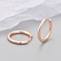 Piccolo orecchino a cerchio minimalista in argento S925 con elegante finitura oro rosa - Taglia Grande / Oro rosa