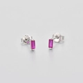 Ohrstecker aus S925 Sterlingsilber mit rechteckigem rosa Zirkon und Schmetterlingsverschluss - Rosenroter Strass / Platinfarbe