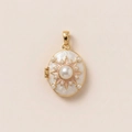 Ovale gouden medaillon hanger met witte parelmoer en vintage zonnebloem ontwerp - Witte Parelhanger