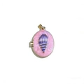 Vintage gouden ovale medaillon hanger met roze emaille en paars schelpreliëf detail - Roze Medaillon Paarse Schelp