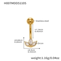 Detalle de piercing de ombligo en acero dorado con tres circonitas de corte marquise - Estilo de Loto (H007) / Dorado