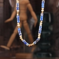 Vintage-Halskette im Thai-Stil mit blauen Kaisersteinen und goldfarbenen Facettenperlen - 39+5cm / Blau