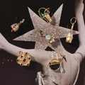 Colgantes bañados en oro 14K con circonitas de colores y formas geométricas de piedras - Colgante Sombrero n.º 1