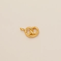 Pendentif bretzel doré pour bijoux DIY avec texture alimentaire réaliste - Bretzel
