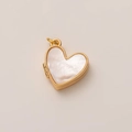 Colgante relicario de corazón dorado con nácar iridiscente y bisagra de apertura - Colgante Relicario Corazón 15mm Solo (Sin Cadena)