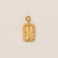 Dettaglio del ciondolo rettangolare placcato oro 18K con incisione a raggiera e zircone - Alba Rettangolare (Intarsiata di Strass) / Oro