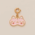 Detail van schattige roze kattenhanger met gouden sluiting voor het maken van sieraden - Slapende Roze Kat Stijl