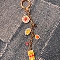 Détails du porte-clés série fruits avec pendentifs fraise citron et cerise colorés - Pendentif Cerise