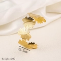 Retro 18K gold plated leaf cuff bracelet in stainless steel with detailed leaf vein texture - Multi-Leaf Link Style (Y02) / Gold
