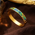 18k vergoldetes Edelstahl-Armreif mit farbenfrohem Emaille-Blumenmuster-Design - Breite Emaille-A720
