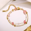Detail of 18K gold-plated stainless steel bracelet with pink heart and pearls - Pink Heart Pearl (Style 1)