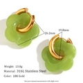 Vintage Creolen aus 18K vergoldetem Edelstahl mit grünen Blumenanhängern - Gold-Avocadogrün