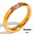 Anello in acciaio placcato oro 18K con una pietra portafortuna rosa rettangolare - Rosa Chiaro