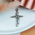 Pendentif croix en argent poli avec rose et feuilles pour la création de bijoux DIY - Argent