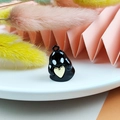 Colgante fantasma negro con corazón dorado para joyería DIY y accesorios de Halloween - Fantasma negro con corazón (4)