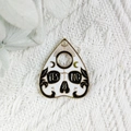 Gothic skull planchette pendant in black and white enamel finish with gold trim - Skeleton Planchette Style (YZ1494-2) / Gold