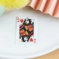 Pendentif en acrylique carte Reine de Cœur avec impression de motif rouge éclatant - Reine de Cœur