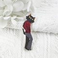 Spilla artigianale in legno gatto nero con maglione rosso e pantaloni grigi decorati - Stile Gatto Nero Con Maglione Rosso
