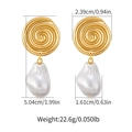 Elegante goldene Muschel-Süßwasserperlen-Ohrringe mit Maß- und Gewichtsbeschreibung - Spiralscheibe Barockperle (KE1518)