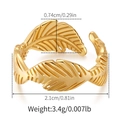 Detailansicht des goldenen Blattrings mit Maßen: Breite 0,74 cm und Gewicht von 3,4 g - Blattwickel Design Stil (KR0125)
