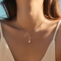 Collana in acciaio inossidabile dorato con ciondolo a lucchetto inciso LOVE per donna - Stile Lucchetto Love (SN0018) / Acciaio inossidabile