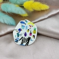 Detail of Japanese Ukiyo-e style cat and Fuji mountain pendant on silk fabric - Artistic Graffiti Pendant (5)