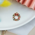 Ciondolo ghirlanda di Natale DIY con base dorata e smalto rosso-verde per creazione gioielli - Ciondolo Corona di Natale con Fiocco (11)