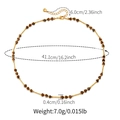 Détail du collier de perles montrant des perles de cœur brunes et un fermoir mousqueton - Collier en Perles Bohème Vintage (KN0607)