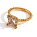 Vintage style 18K gold plated ring with square princess cut crystal and twisted band - Square Gemstone Twist Ring (Gold-White-Size 6)